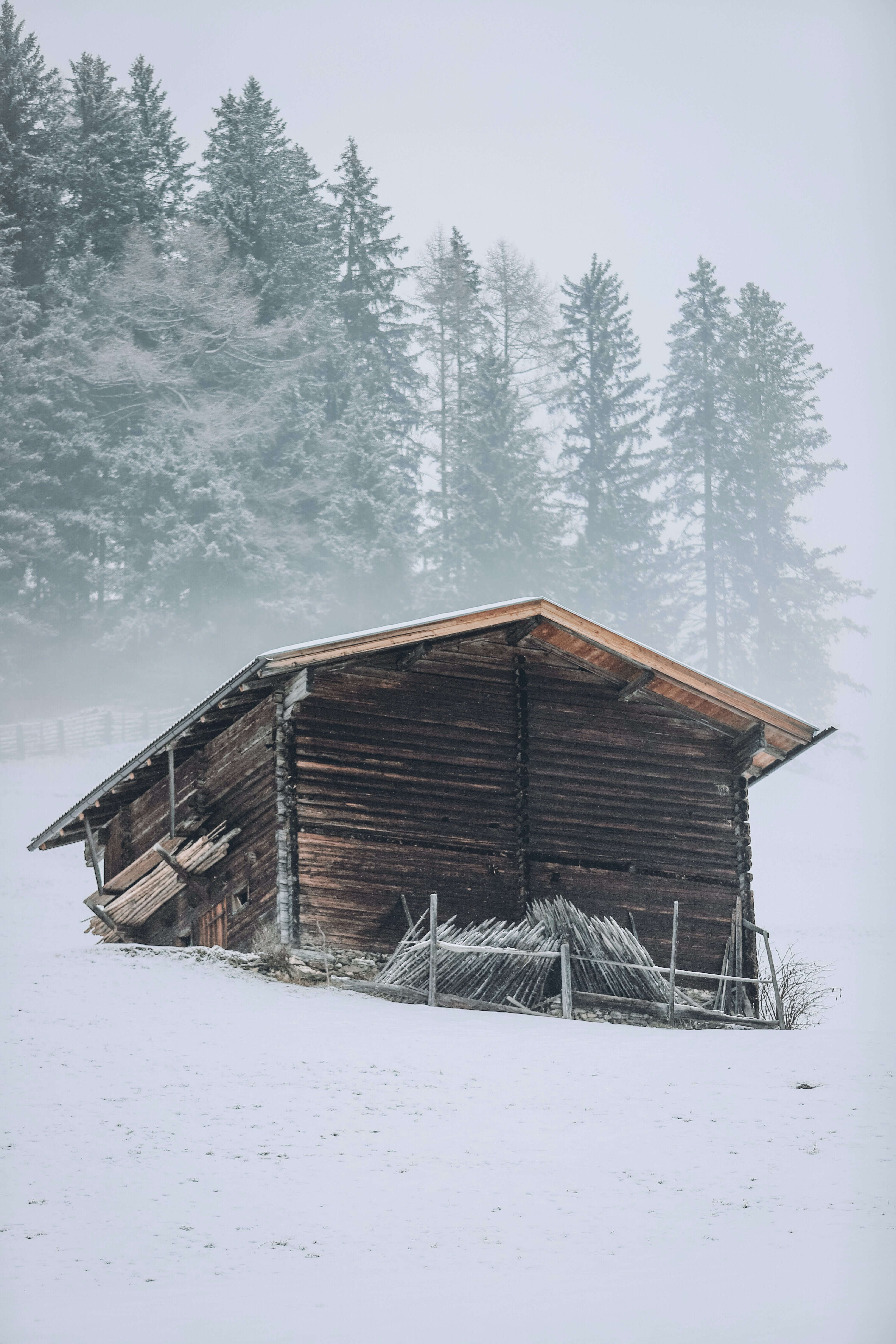 Photo of a mountain house by Moritz Feldmann